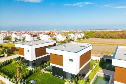 3+1 Villa in Kusadasi, Aydin, Türkei Nr. 233353 - 6