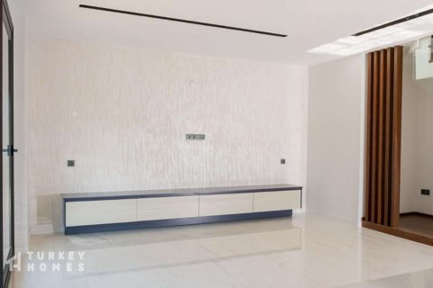 3+1 Villa in Kusadasi, Aydin, Türkei Nr. 233353 - 13