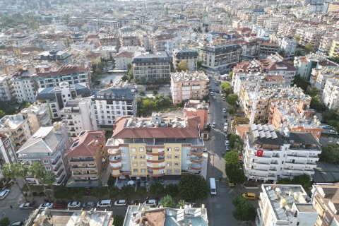 3+1 Lägenhet i Alanya, Antalya, Turkiet Nr. 237694 - 3