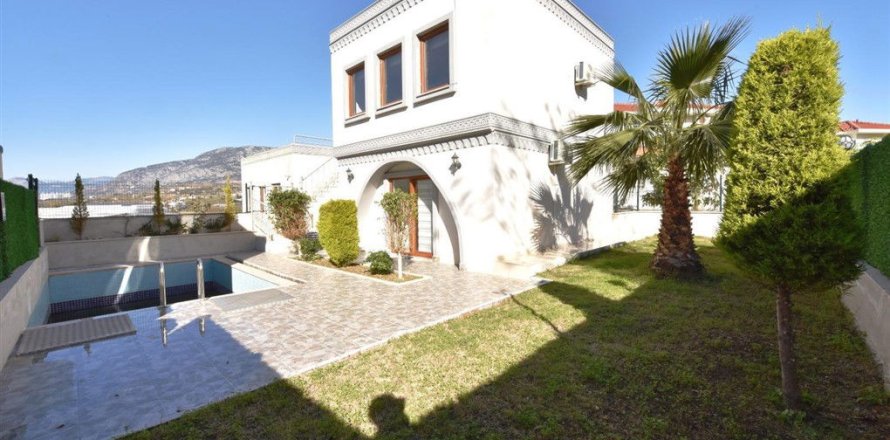 ویلا در  Alanya ، ترکیه 2 خوابه ، 120 متر مربع.  شماره 218923