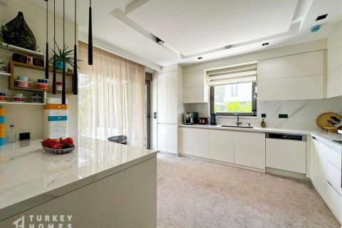 Продажа виллы  в Белеке, Анталье, Турция 4+1, 320м2, №232675 – фото 12