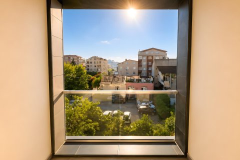 3+1 Wohnung in Üsküdar, Istanbul, Türkei Nr. 237479 - 12