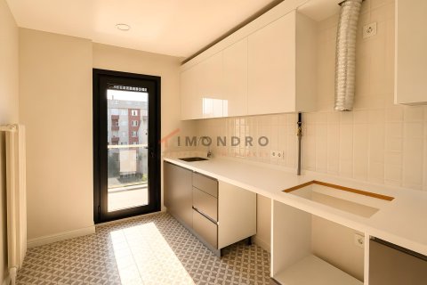 3+1 Wohnung in Üsküdar, Istanbul, Türkei Nr. 237479 - 14