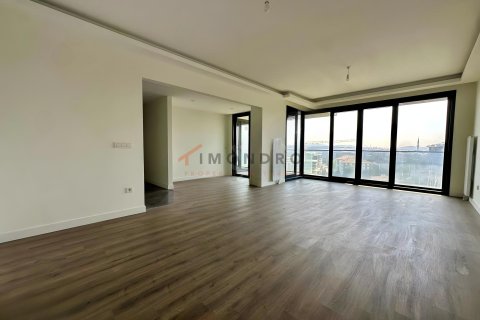 5+1 Wohnung in Üsküdar, Istanbul, Türkei Nr. 237478 - 8