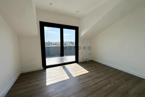 5+1 Wohnung in Üsküdar, Istanbul, Türkei Nr. 237478 - 25
