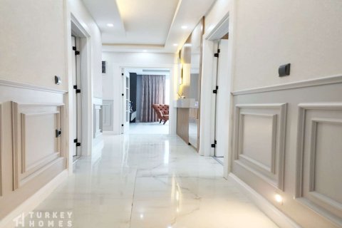 Apartment for sale  in Istanbul, Turkey, 2 bedrooms, 112m2, No. 233669 – photo 3