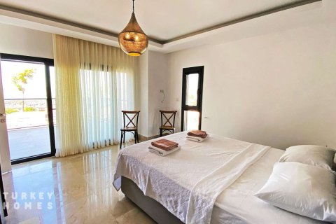 Villa for sale in Ovacik, Mugla, Turkey, 4 bedrooms, 220m2, No. 233668 – photo 14