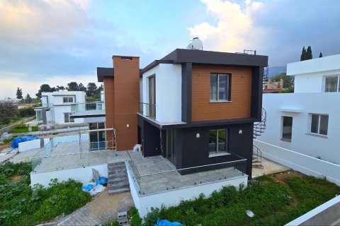 Villa for sale  in Catalkoy, Girne, Northern Cyprus, 4 bedrooms, 200m2, No. 214493 – photo 12