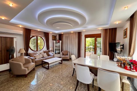 ویلا در  Konakli ، ترکیه 3 خوابه ، 215 متر مربع.  شماره 217307 - 2