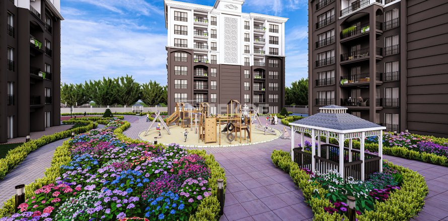 آپارتمان در  Istanbul ، ترکیه 4 خوابه ، 230 متر مربع.  شماره 216157