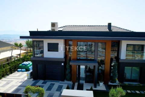 ویلا در  Foca ، ترکیه 5 خوابه ، 460 متر مربع.  شماره 216156 - 9