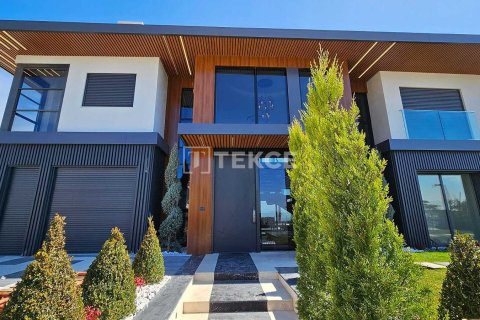 ویلا در  Foca ، ترکیه 5 خوابه ، 460 متر مربع.  شماره 216156 - 10