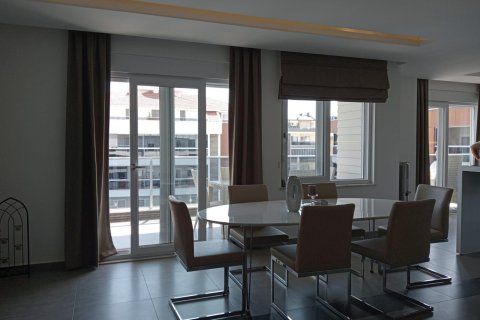 Аренда квартиры  в Аланье, Анталье, Турция 4+1, 250м2, №216606 – фото 23