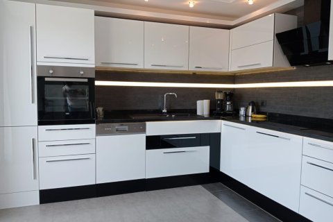 Аренда квартиры  в Аланье, Анталье, Турция 4+1, 250м2, №216606 – фото 14