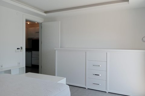 Аренда квартиры  в Аланье, Анталье, Турция 4+1, 250м2, №216606 – фото 29