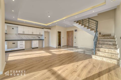 3+1 Lejlighed  i Alanya, Antalya, Tyrkiet Nr. 233094 - 3