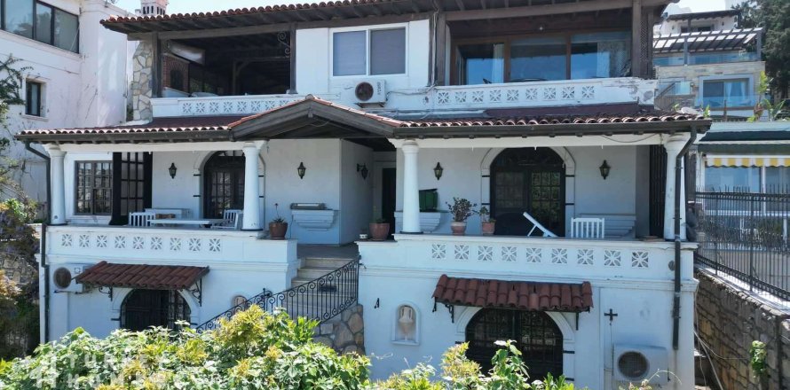 Villa  5+1  Yalıkavak, Muğla, Türkiye №233093