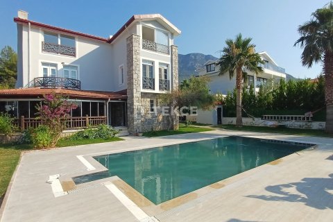 6+1 Villa i Fethiye, Mugla, Turkiet Nr. 228948 - 2
