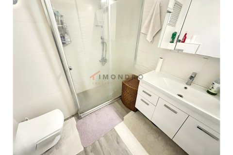 آپارتمان در Kadikoy، Istanbul ، ترکیه 3 خوابه ، 100 متر مربع. شماره 225204 - 14