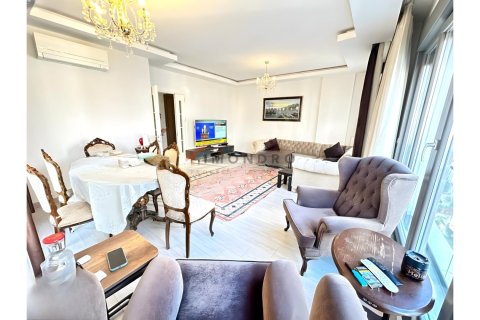 آپارتمان در Kadikoy،  Istanbul ، ترکیه 3 خوابه ، 100 متر مربع.  شماره 225204