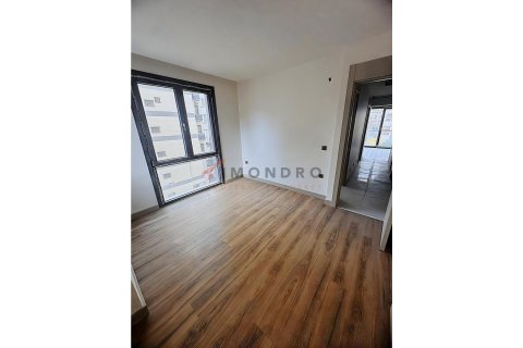 آپارتمان در Kadikoy، Istanbul ، ترکیه 2 خوابه ، 77 متر مربع. شماره 225203 - 3