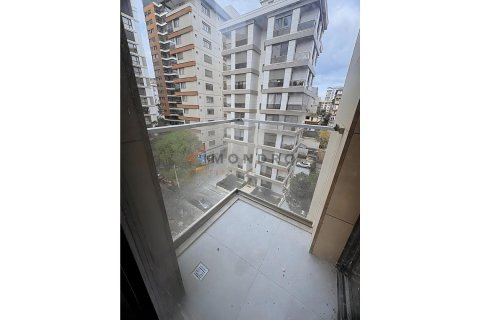 آپارتمان در Kadikoy، Istanbul ، ترکیه 2 خوابه ، 77 متر مربع. شماره 225203 - 15