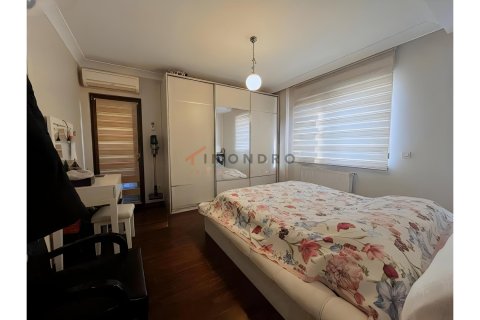 آپارتمان در Kadikoy،  Istanbul ، ترکیه 3 خوابه ، 97 متر مربع.  شماره 225201 - 6