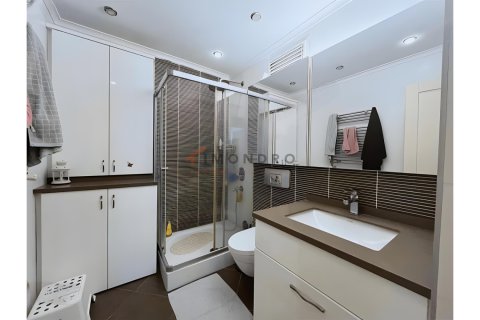 آپارتمان در Kadikoy،  Istanbul ، ترکیه 3 خوابه ، 97 متر مربع.  شماره 225201 - 11