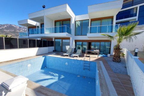 3+1 Villa  i Alanya, Antalya, Tyrkia Nr. 217496