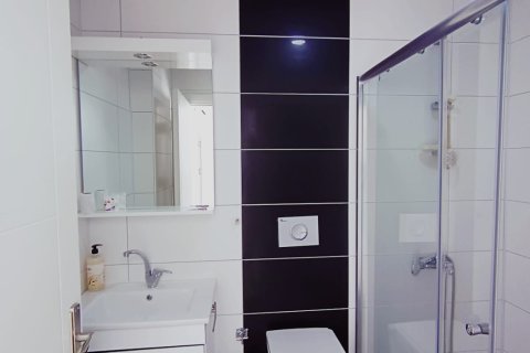 آپارتمان در  Mahmutlar ، ترکیه 2 خوابه ، 110 متر مربع.  شماره 218839 - 8