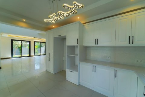 Продажа виллы  в Фетхие, Мугле, Турция 6+1, 250м2, №213022 – фото 9