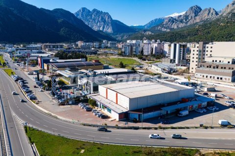ملک تجاری در Antalya ، ترکیه 5000 متر مربع. شماره 237648