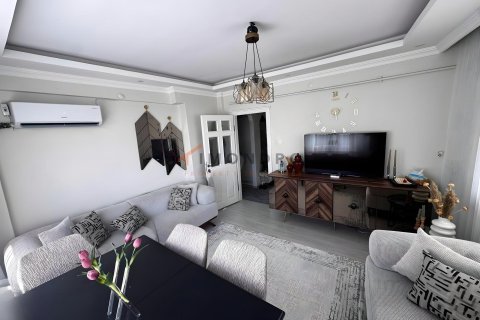 2+1 Lägenhet i Fatih, Istanbul, istanbul, Turkiet Nr. 237640 - 1