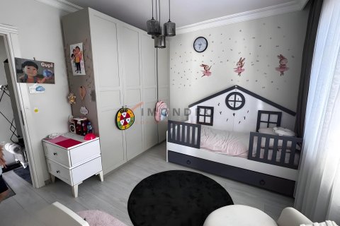 2+1 Lägenhet i Fatih, Istanbul, istanbul, Turkiet Nr. 237640 - 5