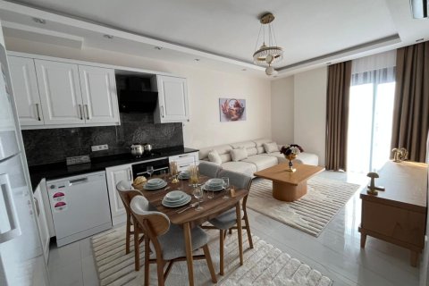 1+1 Lägenhet  i Oba, Antalya, Turkiet Nr. 217877