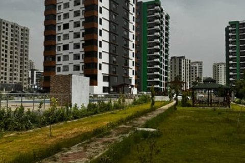 3+1 Apartment  in Mezitli, Mersin, Turkey No. 230507