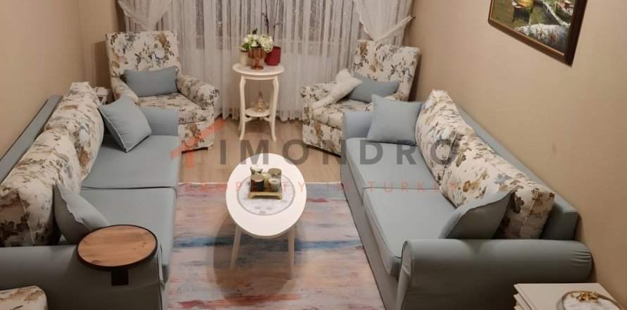 1+3 Apartment in Beyoglu, Istanbul, Turkey No. 232418