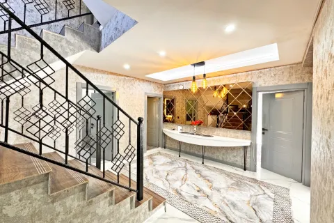 Продажа квартиры  в Турции 6+1, 320м2, №224090 – фото 13