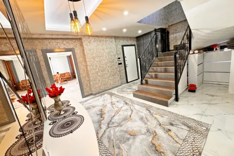 Продажа квартиры  в Турции 6+1, 320м2, №224090 – фото 7