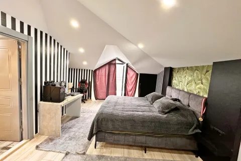 Продажа квартиры  в Турции 6+1, 320м2, №224090 – фото 28