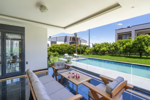 آپارتمان در  Mugla ، ترکیه 5 خوابه ، 420 متر مربع.  شماره 224094 - 25