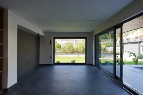 Продажа квартиры  в Турции 4+1, 220м2, №224095 – фото 4