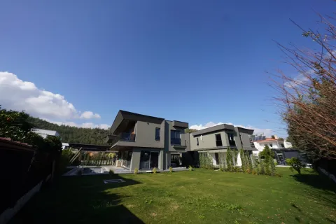 Продажа квартиры  в Турции 4+1, 220м2, №224095 – фото 29