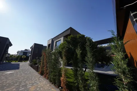 Продажа квартиры  в Турции 4+1, 220м2, №224095 – фото 27