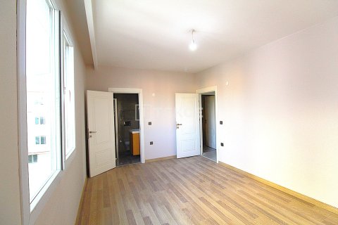 Продажа квартиры в Бююкчекмедже, Стамбуле, Турция 3+1, 140м2, №213609 – фото 14