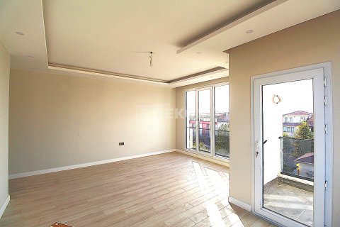 Продажа квартиры в Бююкчекмедже, Стамбуле, Турция 3+1, 140м2, №213609 – фото 9