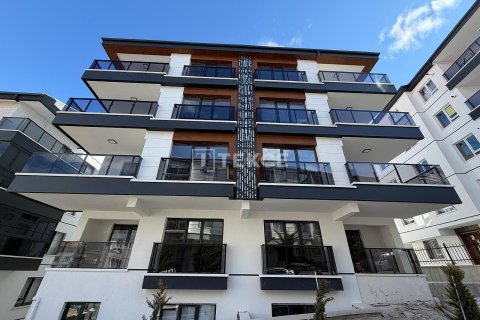 3+1 Wohnung in Pursaklar, Ankara, Türkei Nr. 232300 - 2