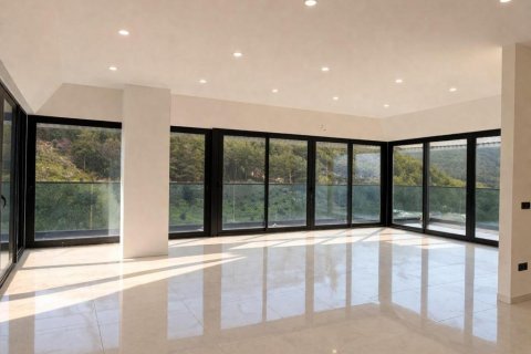 Квартира  2-х ком. в Авсалларе, Анталья, Турция №215204