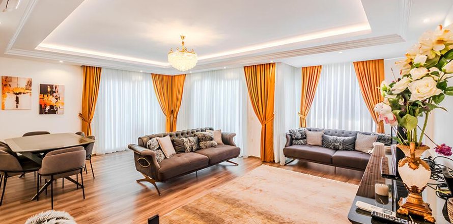 4+1 Lägenhet  i Mahmutlar, Antalya, Turkiet Nr. 223155
