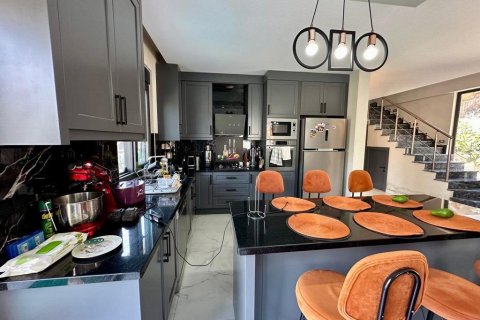 Продажа виллы  в Каргыджаке, Аланье, Анталье, Турция 4 комн., 250м2, №227710 – фото 4